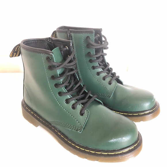 dr martens delaney size 4